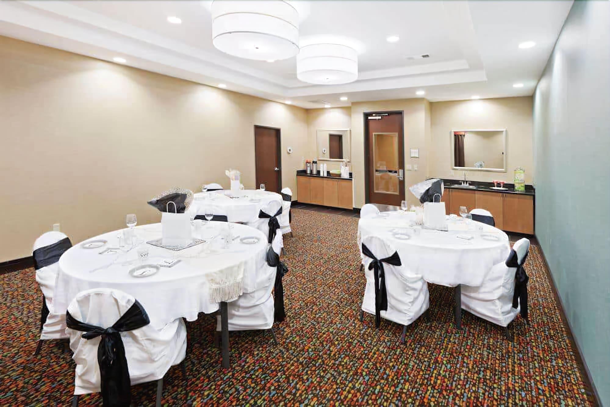מלון La Quinta By Wyndham Tulsa - Catoosa מראה חיצוני תמונה