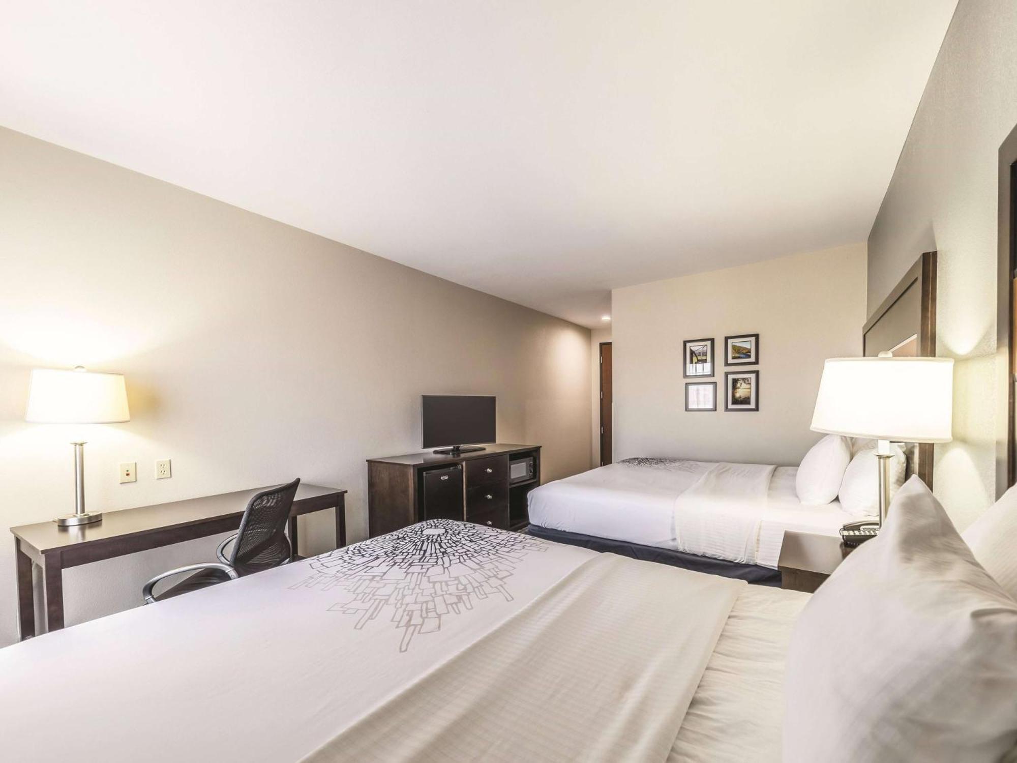 מלון La Quinta By Wyndham Tulsa - Catoosa מראה חיצוני תמונה